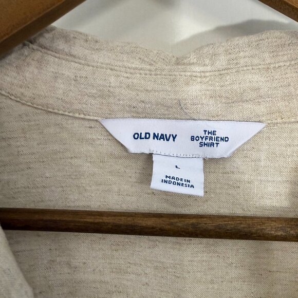 Old Navy The Boyfriend Shirt - Picture 2 of 3